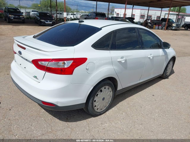 Ford FOCUS SE 2014 1FADP3F24EL376476 Image 4