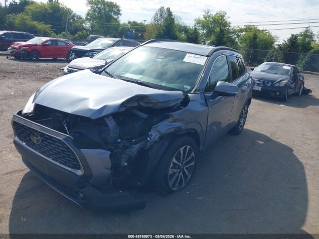 2024 Toyota Corolla Cross Xle მანქანა იყიდება აუქციონზე, vin: 7MUDAABG0RV082925, აუქციონის ნომერი: 45780973