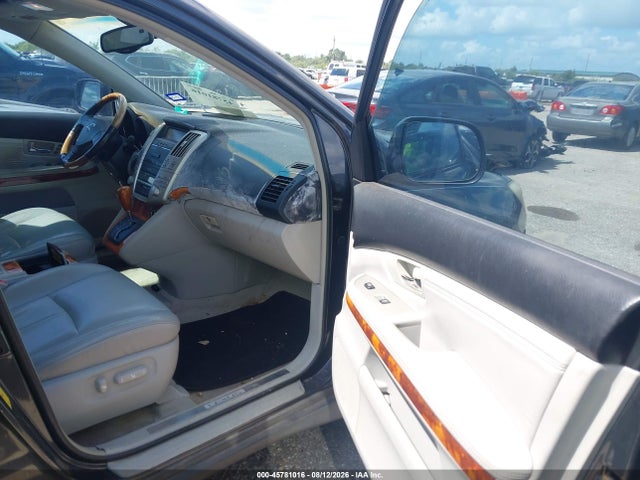2005 Lexus Rx 330 მანქანა იყიდება აუქციონზე, vin: 2T2GA31U65C028988, აუქციონის ნომერი: 45781016