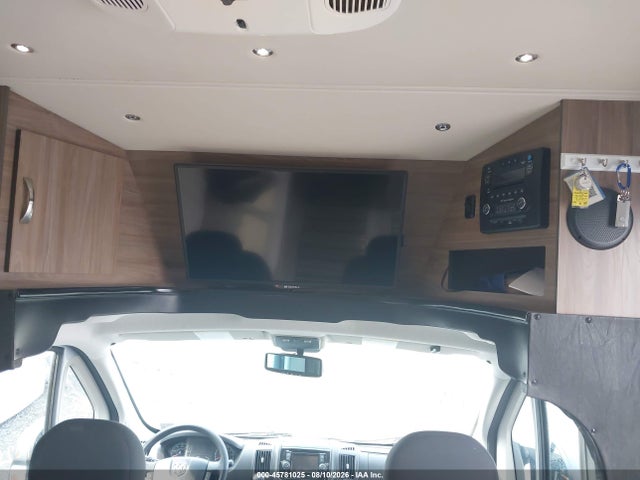 2015 Ram Promaster 3500 Cutaway Low Roof მანქანა იყიდება აუქციონზე, vin: 3C7WRVLGXFE505651, აუქციონის ნომერი: 45781025