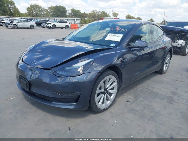 Tesla Model 3 Long Range Dual Motor All-wheel Drive 2022 5YJ3E1EB9NF205906 Image 2