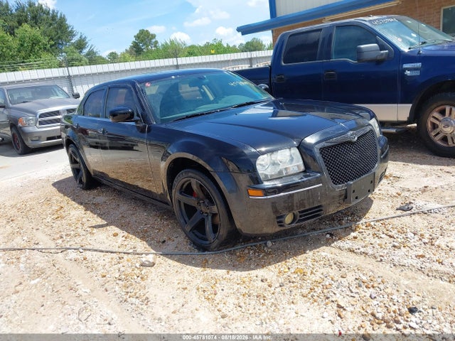 45781074 :رقم المزاد ، 2C3CA4CD1AH328450 vin ، 2010 Chrysler 300 Touring مزاد بيع