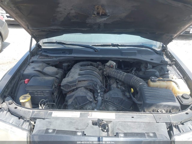 45781074 :رقم المزاد ، 2C3CA4CD1AH328450 vin ، 2010 Chrysler 300 Touring مزاد بيع