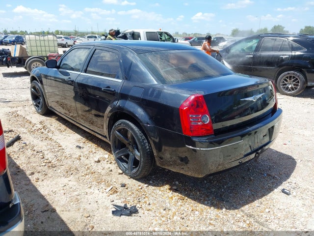 45781074 :رقم المزاد ، 2C3CA4CD1AH328450 vin ، 2010 Chrysler 300 Touring مزاد بيع