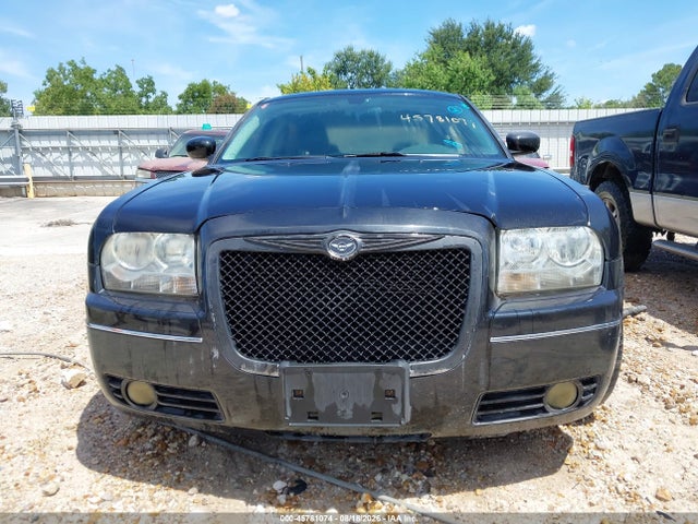 45781074 :رقم المزاد ، 2C3CA4CD1AH328450 vin ، 2010 Chrysler 300 Touring مزاد بيع