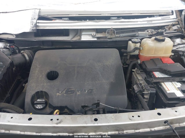 1GNERGKW4JJ251337 Chevrolet Traverse Lt Cloth