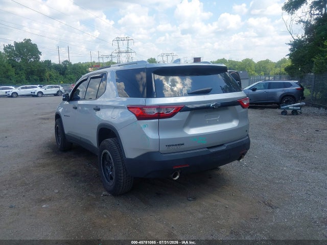 1GNERGKW4JJ251337 Chevrolet Traverse Lt Cloth