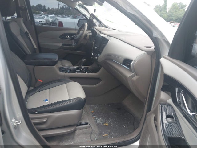 1GNERGKW4JJ251337 Chevrolet Traverse Lt Cloth