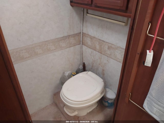 Продажа на аукционе авто 2002 Workhorse Custom Chassis Motorhome Chassis W22, vin: 5B4MP67G323349633, номер лота: 45781112