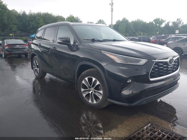 Продажа на аукционе авто 2021 Toyota Highlander Xle, vin: 5TDGZRBH0MS101036, номер лота: 45781161