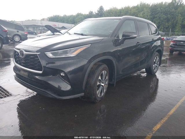 2021 Toyota Highlander Xle მანქანა იყიდება აუქციონზე, vin: 5TDGZRBH0MS101036, აუქციონის ნომერი: 45781161