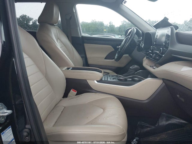 2021 Toyota Highlander Xle მანქანა იყიდება აუქციონზე, vin: 5TDGZRBH0MS101036, აუქციონის ნომერი: 45781161