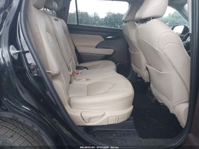 2021 Toyota Highlander Xle მანქანა იყიდება აუქციონზე, vin: 5TDGZRBH0MS101036, აუქციონის ნომერი: 45781161