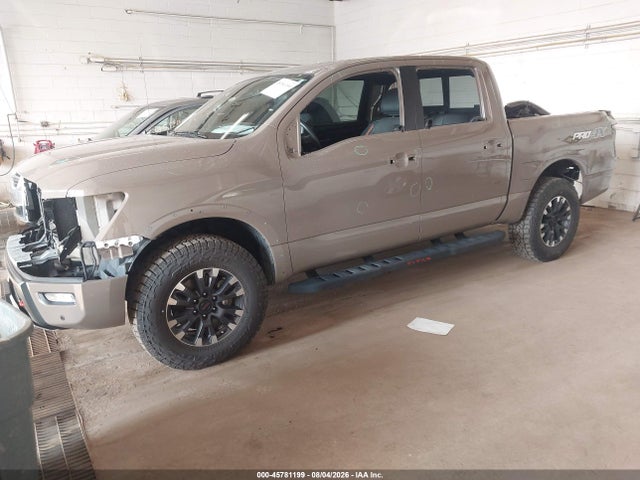 2021 Nissan Titan Pro-4x 4x4 მანქანა იყიდება აუქციონზე, vin: 1N6AA1ED4MN517584, აუქციონის ნომერი: 45781199