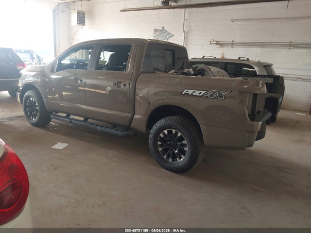 2021 Nissan Titan Pro-4x 4x4 მანქანა იყიდება აუქციონზე, vin: 1N6AA1ED4MN517584, აუქციონის ნომერი: 45781199