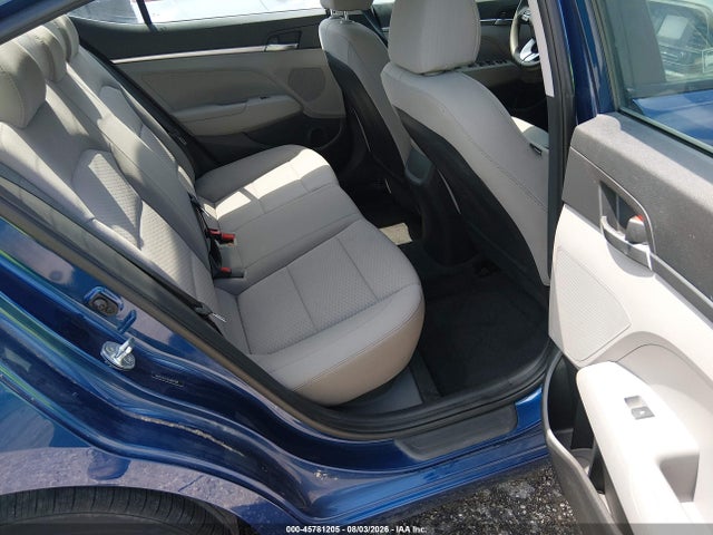 Продажа на аукционе авто 2019 Hyundai Elantra Se, vin: 5NPD74LFXKH497469, номер лота: 45781205