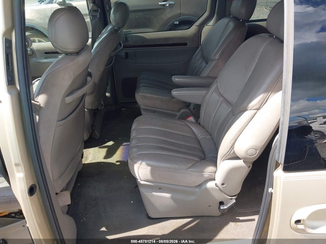 45781214 :رقم المزاد ، 1C4GT64L5YB641923 vin ، 2000 Chrysler Town & Country Limited مزاد بيع