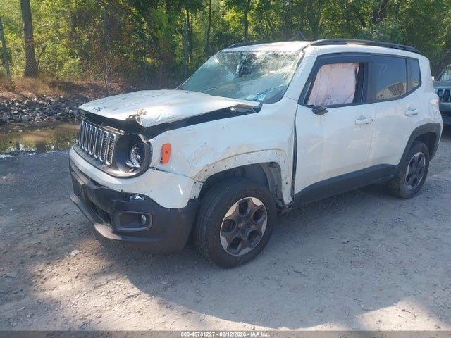 Продажа на аукционе авто 2015 Jeep Renegade Latitude, vin: ZACCJBBH0FPB68208, номер лота: 45781227