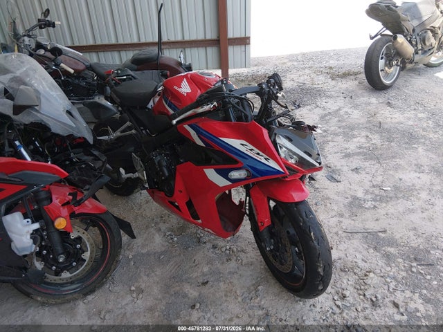 Honda CBR650 R 2025 MLHRH155XS5100636 main image
