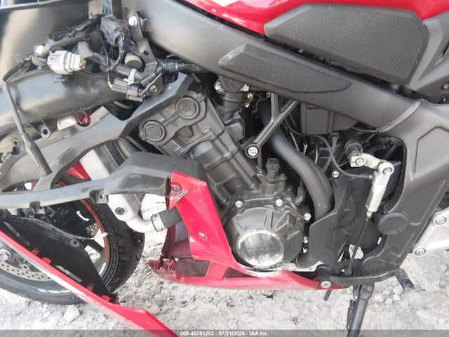 Honda CBR650 R 2025 MLHRH155XS5100636 Image 9
