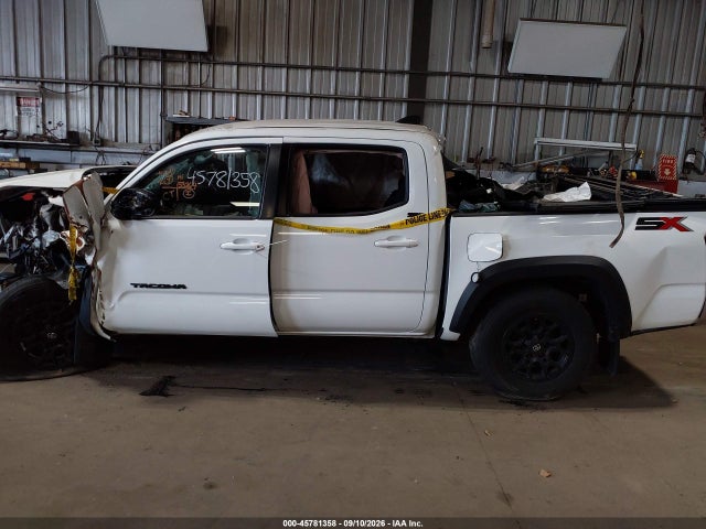 Продажа на аукционе авто 2023 Toyota Tacoma Sr5 V6, vin: 3TMCZ5AN0PM637794, номер лота: 45781358