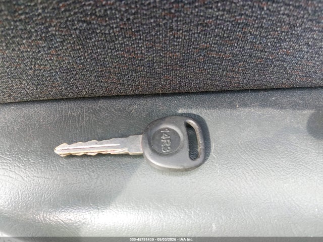 45781439 :رقم المزاد ، 2GTEC19V011231603 vin ، 2001 Gmc Sierra 1500 Sle مزاد بيع