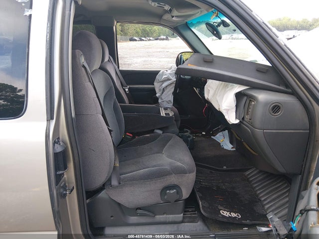 45781439 :رقم المزاد ، 2GTEC19V011231603 vin ، 2001 Gmc Sierra 1500 Sle مزاد بيع