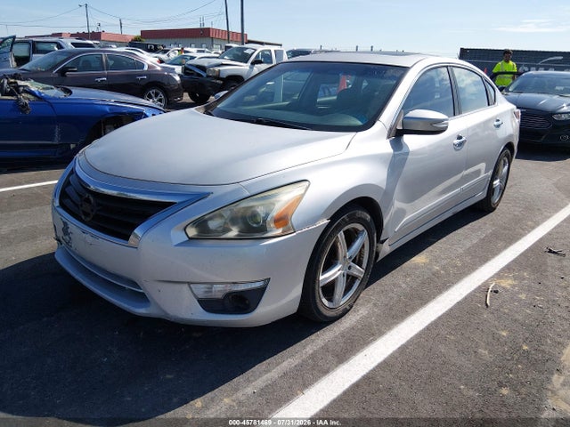 Auction sale of the 2014 Nissan Altima 2.5 Sv, vin: 1N4AL3APXEC401186, lot number: 45781469