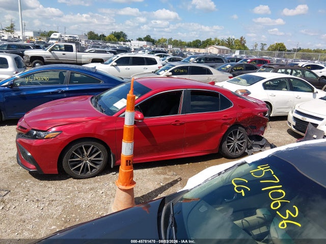Продаж на аукціоні авто 2022 Toyota Camry Se Awd, vin: 4T1T11BK4NU047476, номер лоту: 45781470