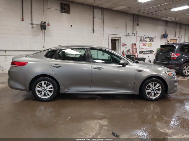 45781531 :رقم المزاد ، 5XXGT4L38HG165016 vin ، 2017 Kia Optima Lx مزاد بيع