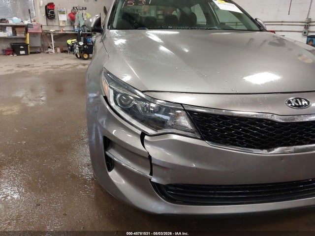 45781531 :رقم المزاد ، 5XXGT4L38HG165016 vin ، 2017 Kia Optima Lx مزاد بيع