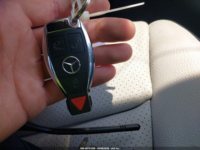 45781556 :رقم المزاد ، 55SWF4JB5FU066911 vin ، 2015 Mercedes-benz C 300 مزاد بيع