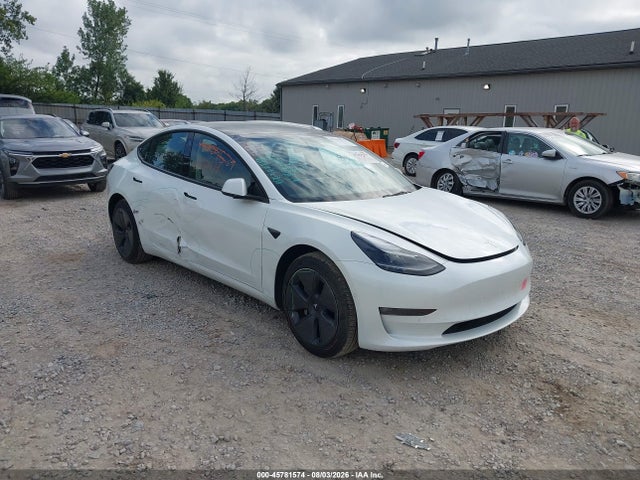 2022 5YJ3E1EB6NF204096 main image
