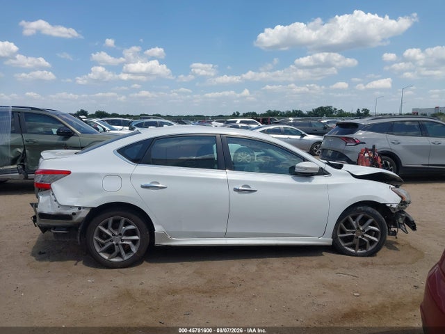 Продажа на аукционе авто 2015 Nissan Sentra Sr, vin: 3N1AB7AP1FY337913, номер лота: 45781600