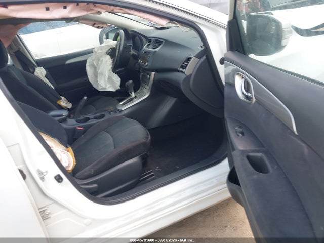 Продажа на аукционе авто 2015 Nissan Sentra Sr, vin: 3N1AB7AP1FY337913, номер лота: 45781600