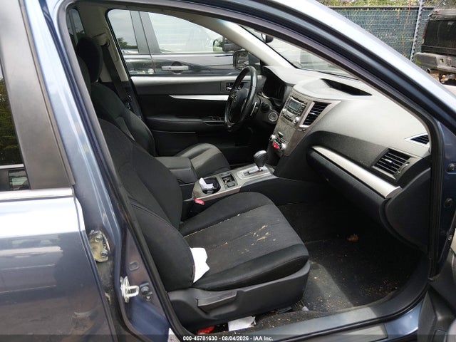 45781630 :رقم المزاد ، 4S4BRBCC7D3227962 vin ، 2013 Subaru Outback 2.5i Premium مزاد بيع