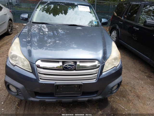 45781630 :رقم المزاد ، 4S4BRBCC7D3227962 vin ، 2013 Subaru Outback 2.5i Premium مزاد بيع