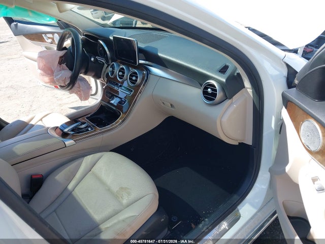 Aukcja sprzedaży 2015 Mercedes-benz C 300, vin: 55SWF4JB1FU077730, numer aukcji: 45781647