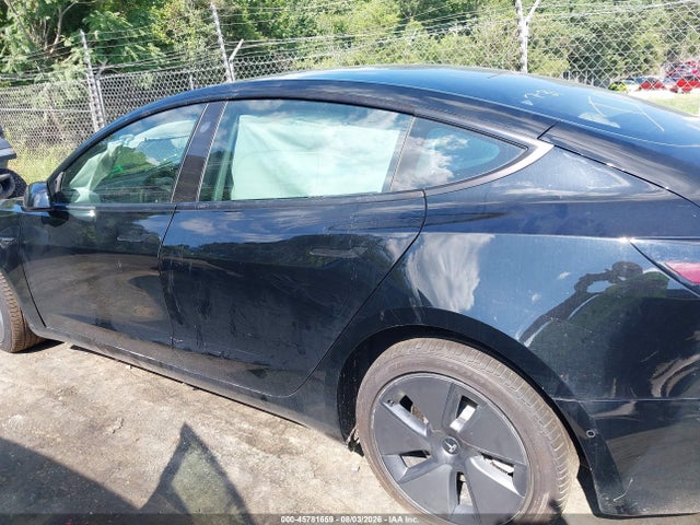 2022 Tesla Model 3 Long Range Dual Motor All-wheel Drive მანქანა იყიდება აუქციონზე, vin: 5YJ3E1EB0NF261409, აუქციონის ნომერი: 45781659