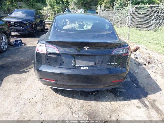 2022 Tesla Model 3 Long Range Dual Motor All-wheel Drive მანქანა იყიდება აუქციონზე, vin: 5YJ3E1EB0NF261409, აუქციონის ნომერი: 45781659