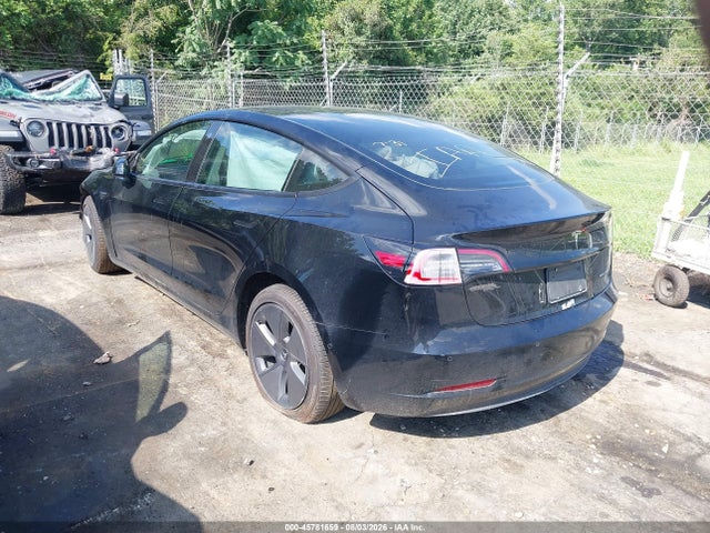 2022 Tesla Model 3 Long Range Dual Motor All-wheel Drive მანქანა იყიდება აუქციონზე, vin: 5YJ3E1EB0NF261409, აუქციონის ნომერი: 45781659