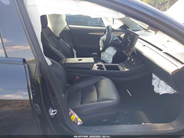 2022 Tesla Model 3 Long Range Dual Motor All-wheel Drive მანქანა იყიდება აუქციონზე, vin: 5YJ3E1EB0NF261409, აუქციონის ნომერი: 45781659