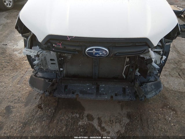 Продажа на аукционе авто 2024 Subaru Forester Premium, vin: JF2SKADC3RH403645, номер лота: 45781661