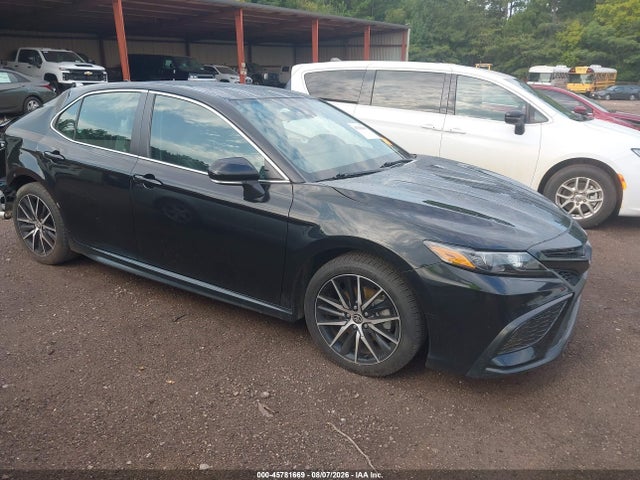 45781669 :رقم المزاد ، 4T1G11AK4RU242714 vin ، 2024 Toyota Camry Se مزاد بيع