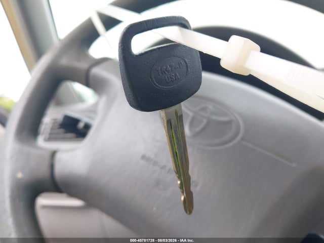 2002 Toyota Corolla Le მანქანა იყიდება აუქციონზე, vin: 1NXBR12E72Z578701, აუქციონის ნომერი: 45781728