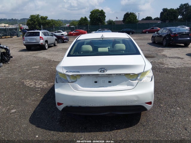 Hyundai SONATA GLS 2014 5NPEB4AC9EH877872 Image 16