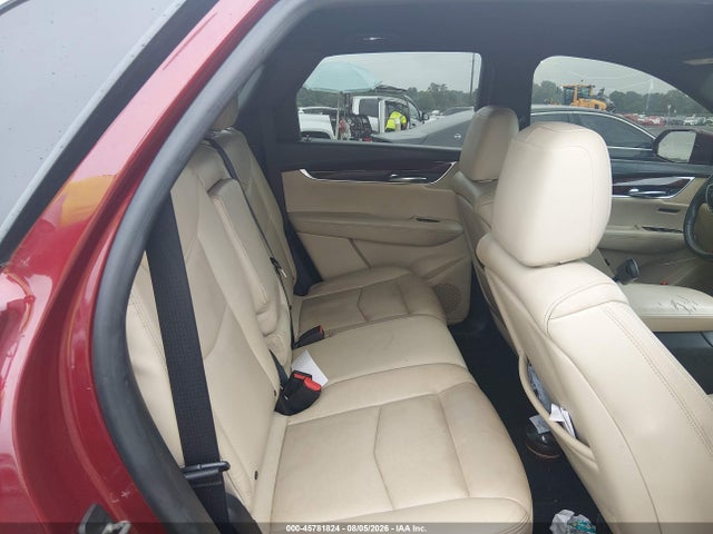 45781824 :رقم المزاد ، 1GYKNCRS8HZ229382 vin ، 2017 Cadillac Xt5 Premium Luxury مزاد بيع