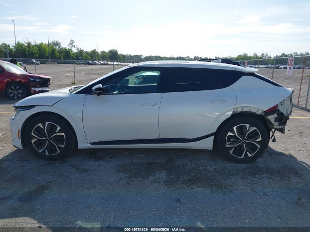 Auction sale of the 2022 Kia Ev6 Gt-line, vin: KNDC44LAXN5037161, lot number: 45781826