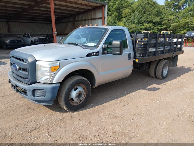 45781833 :رقم المزاد ، 1FDRF3G67GEC87847 vin ، 2016 Ford F-350 Chassis Xl مزاد بيع