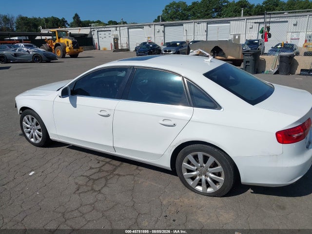 Продажа на аукционе авто 2013 Audi A4 2.0t Premium, vin: WAUBFAFL9DN006593, номер лота: 45781895